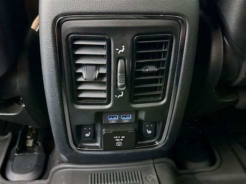 Used 2020 Jeep Grand Cherokee Summit AWD/4WD image 27