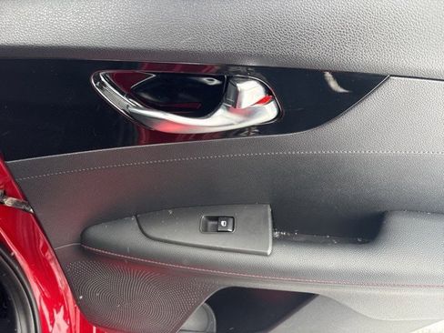 Used 2023 Kia Forte GT w/ GT2 Package image 37