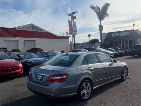 Used 2011 Mercedes-Benz E 350 Sedan image 5