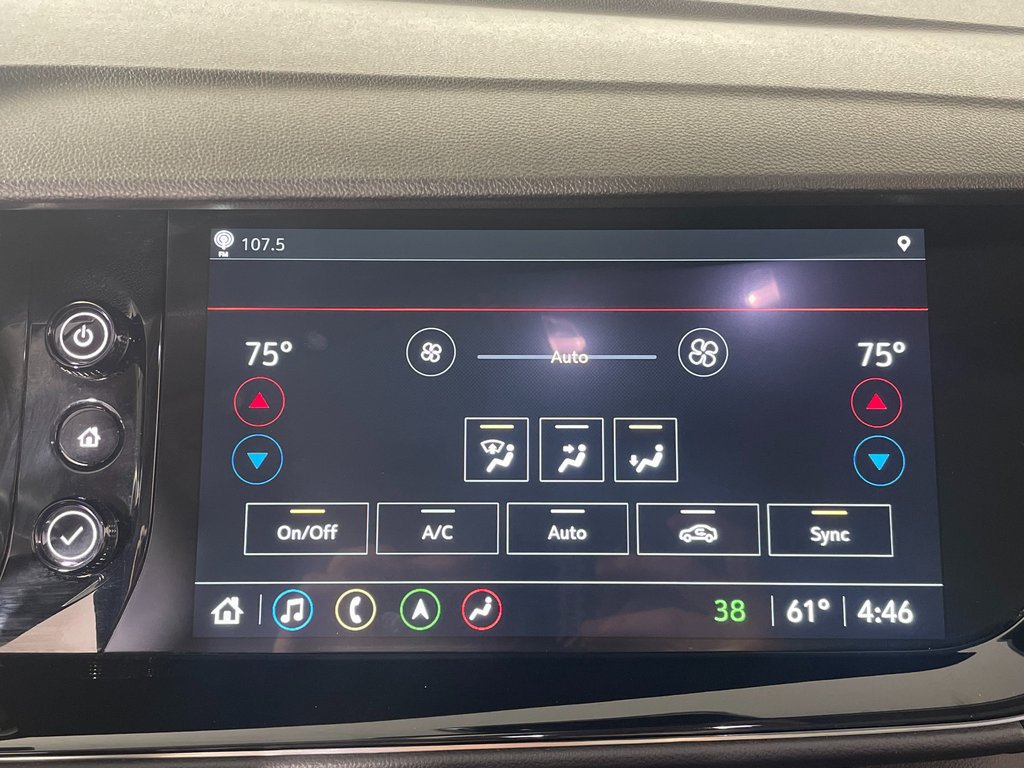Used 2023 Buick Envision Avenir AWD/4WD image 21