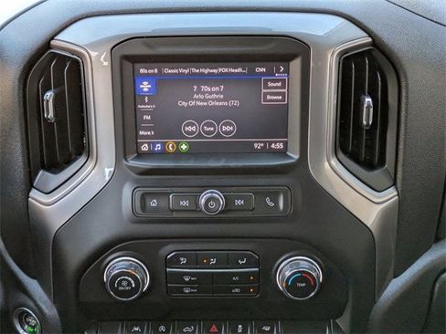 Used 2022 Chevrolet Silverado 1500 Custom image 18