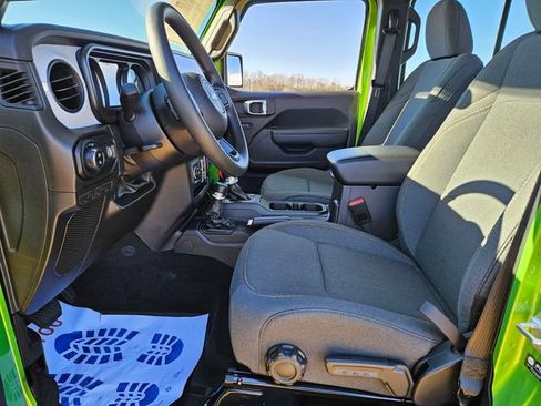 New 2026 Jeep Gladiator Sport image 4