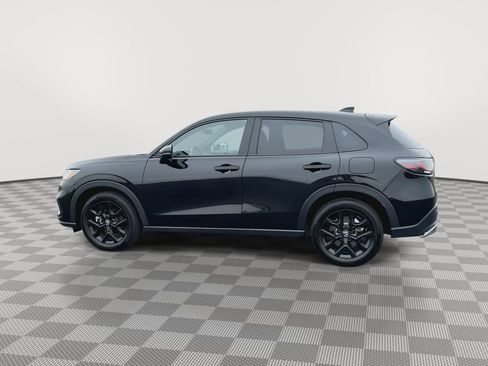 Used 2025 Honda HR-V Sport image 5