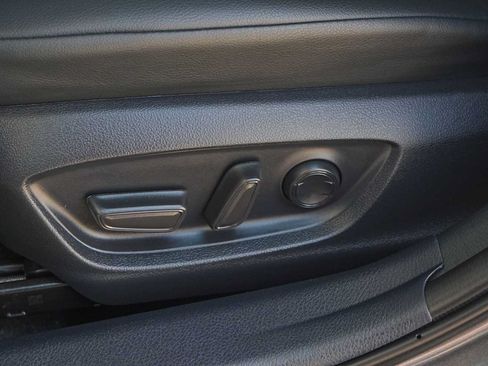 Used 2024 Toyota Camry SE FWD image 12
