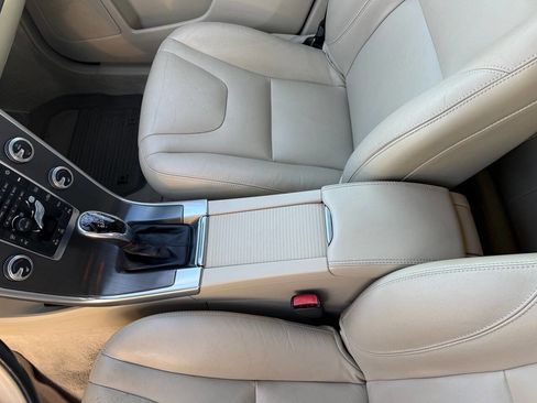 Used 2015 Volvo XC60 T5 Premier image 26