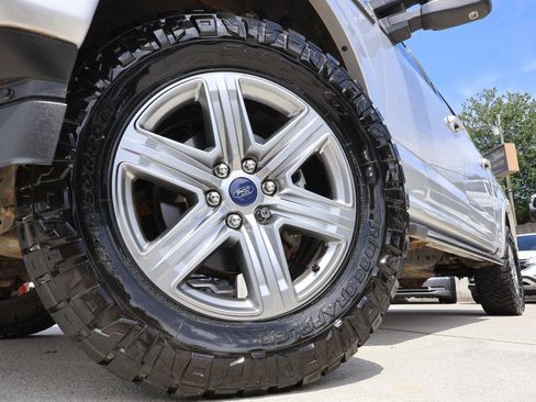 Used 2019 Ford F150 XLT w/ Equipment Group 302A Luxury AWD/4WD image 24