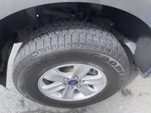 Certified 2018 Ford F150 XLT AWD/4WD image 10