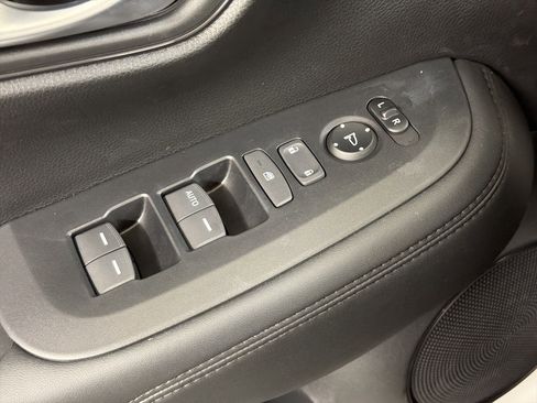 New 2026 Honda HR-V LX image 13