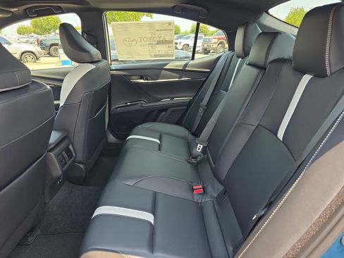 New 2026 Toyota Camry SE w/ Convenience Package FWD image 10