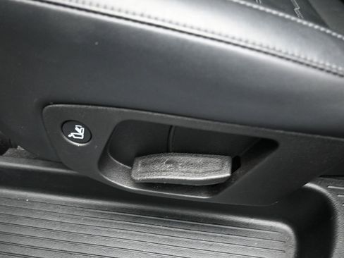 Used 2024 Kia Telluride SX Prestige AWD/4WD image 35
