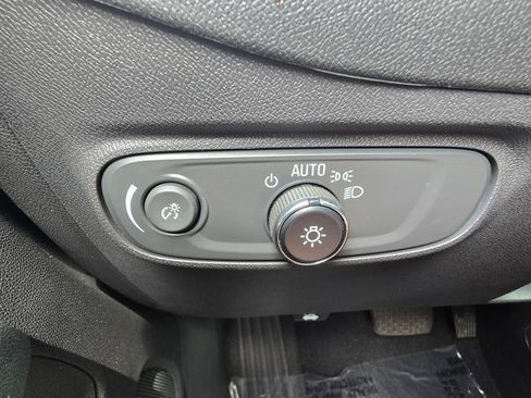 Used 2022 Chevrolet Equinox LT AWD/4WD image 22