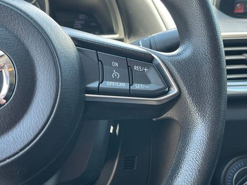 Used 2017 MAZDA MAZDA3 Sport w/ Preferred Equipment Package FWD image 28
