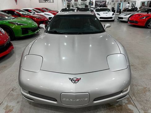 Used 2004 Chevrolet Corvette Z06 w/ Memory Package RWD image 16