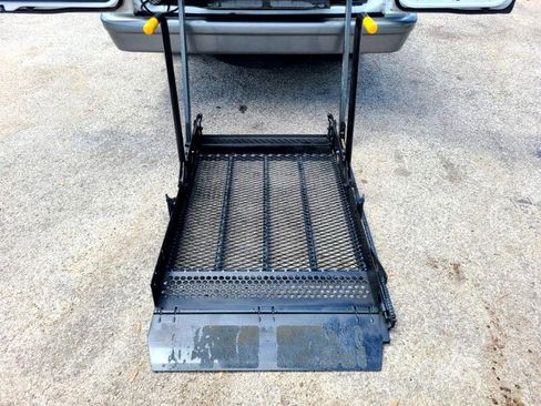 Used 2000 Ford E-250 and Econoline 250 Extended image 12