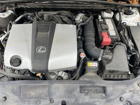 Used 2024 Lexus ES 350 w/ Premium Package image 23