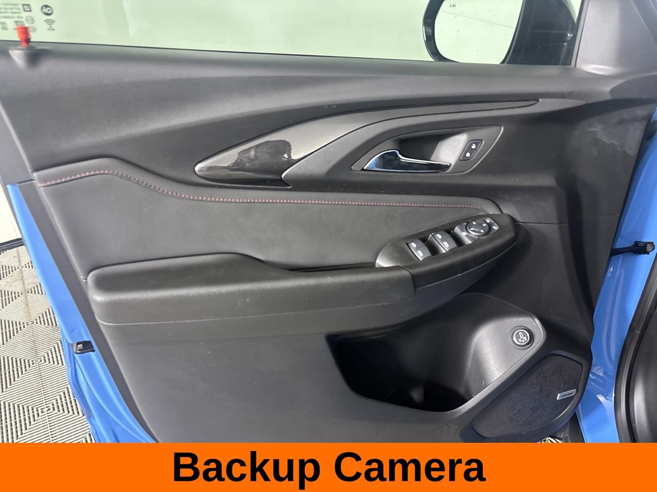 Used 2023 Chevrolet TrailBlazer RS w/ Sun and Liftgate Package FWD image 10