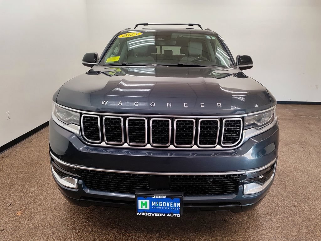 Used 2023 Jeep Wagoneer 4WD w/ Premium Group I image 9