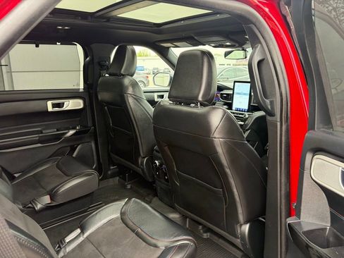 Used 2023 Ford Explorer ST w/ Equipment Group 401A AWD/4WD image 23