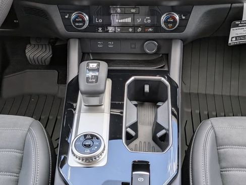 New 2026 Mitsubishi Outlander AWD image 18