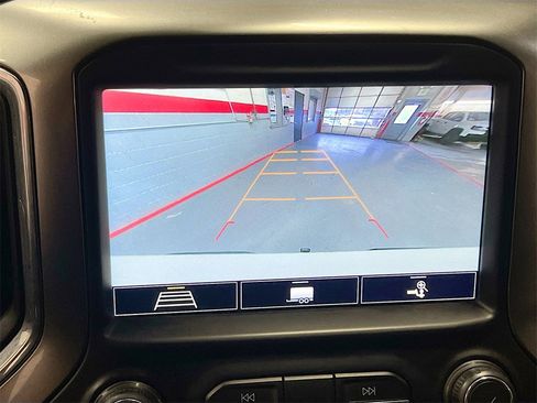 Used 2020 Chevrolet Silverado 1500 LT Trail Boss image 13