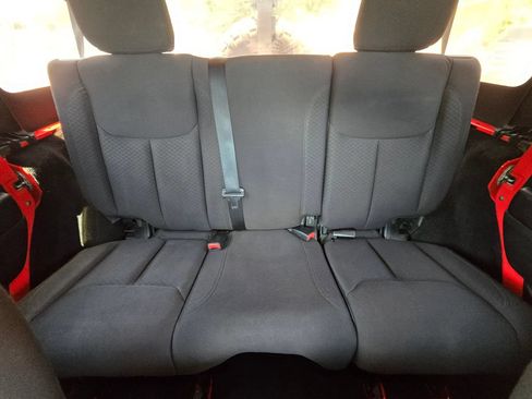 Used 2013 Jeep Wrangler Unlimited Sport AWD/4WD image 43
