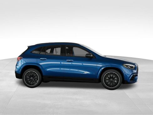 Used 2025 Mercedes-Benz GLA 35 AMG 4MATIC image 15