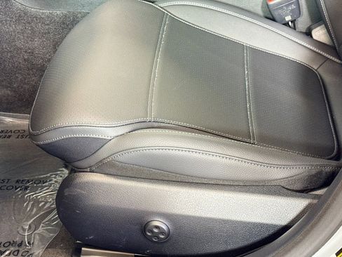 New 2026 Mercedes-Benz C 300 Sedan image 17