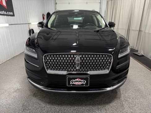 Used 2023 Lincoln Nautilus AWD w/ Premium Package image 2
