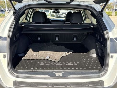 Used 2025 Subaru Outback Onyx Edition image 13