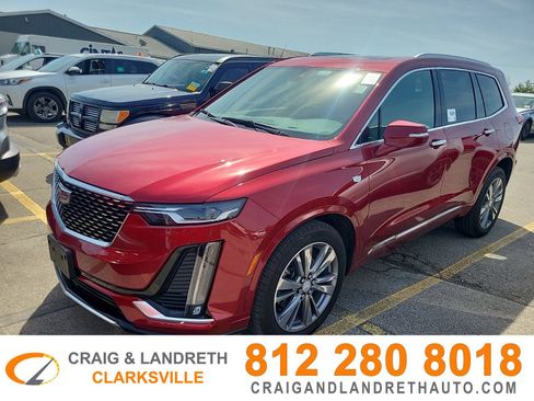 Used 2024 Cadillac XT6 Premium Luxury image 1
