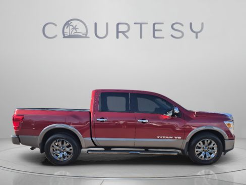 Used 2019 Nissan Titan Platinum Reserve RWD image 7