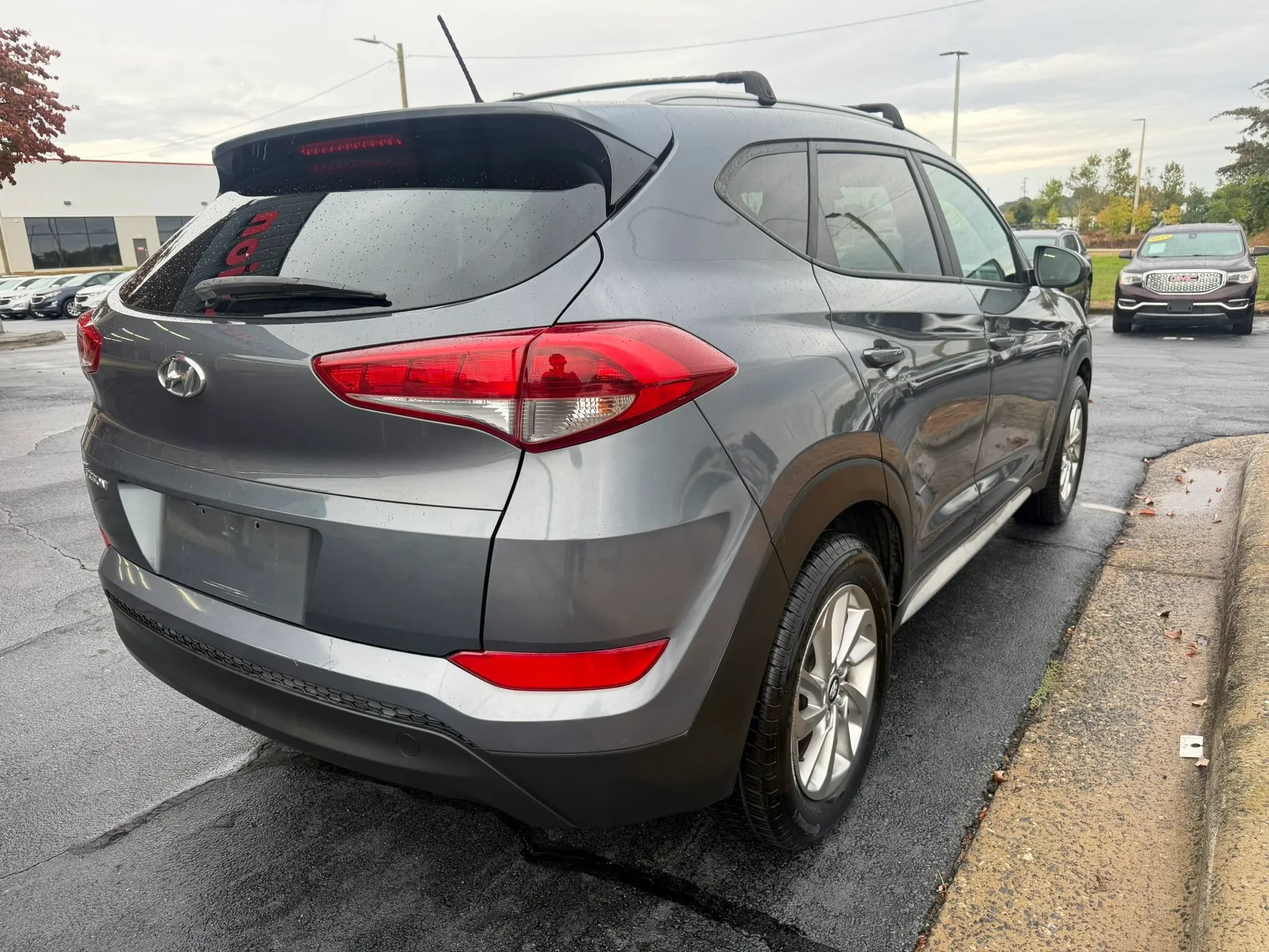 Used 2017 Hyundai Tucson SE w/ SE Popular Package 02 FWD image 7