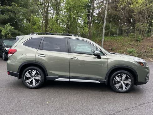 Used 2019 Subaru Forester Touring AWD/4WD image 3
