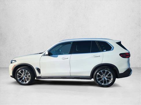 Certified 2024 BMW X5 sDrive40i w/ Parking Assistance Package RWD image 9