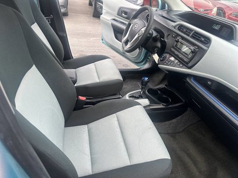 Used 2012 Toyota Prius C Two image 17