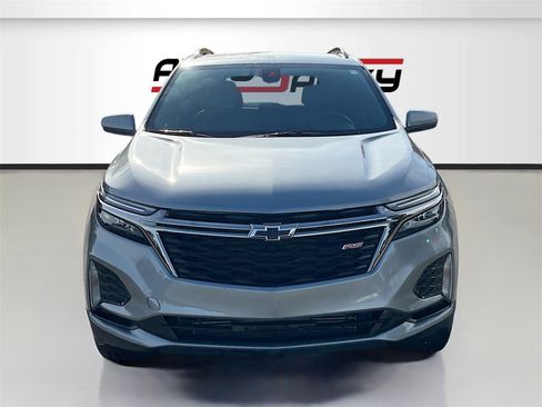 Used 2024 Chevrolet Equinox RS image 2
