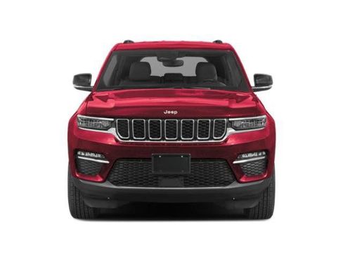 Used 2023 Jeep Grand Cherokee Altitude RWD image 7