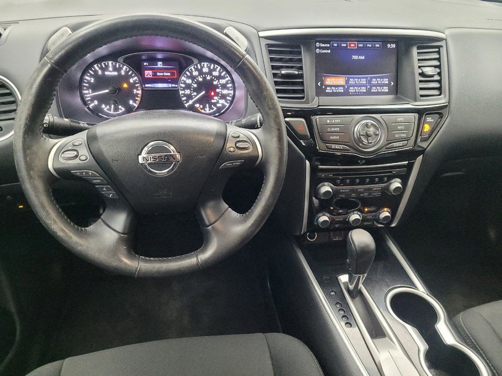 Used 2020 Nissan Pathfinder SV FWD image 22