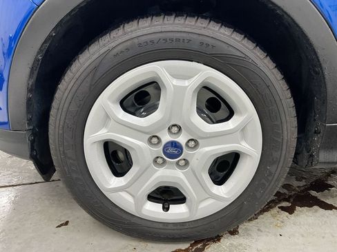 Used 2017 Ford Escape S FWD image 26