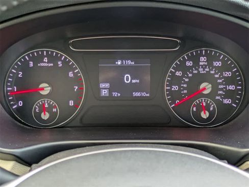 Used 2019 Kia Sorento LX w/ LX Convenience Package image 35