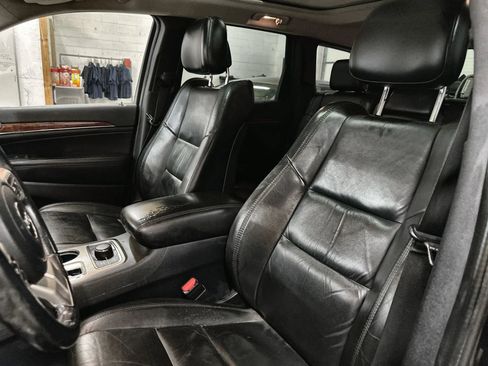 Used 2011 Jeep Grand Cherokee Limited AWD/4WD image 13
