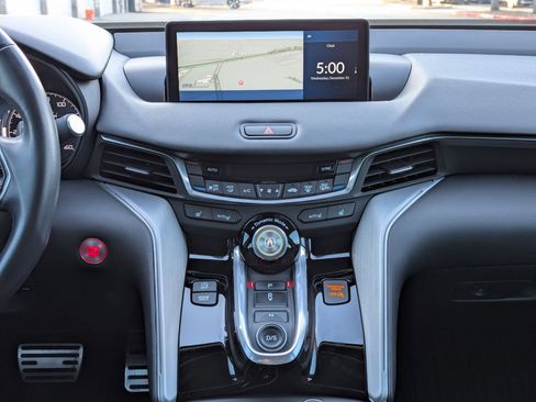 Used 2023 Acura TLX w/ Technology Package image 18