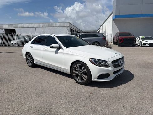 Used 2018 Mercedes-Benz C 300 Sedan image 7