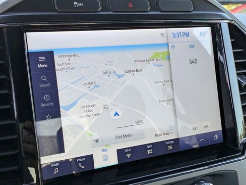 Used 2022 Ford F350 Lariat image 32