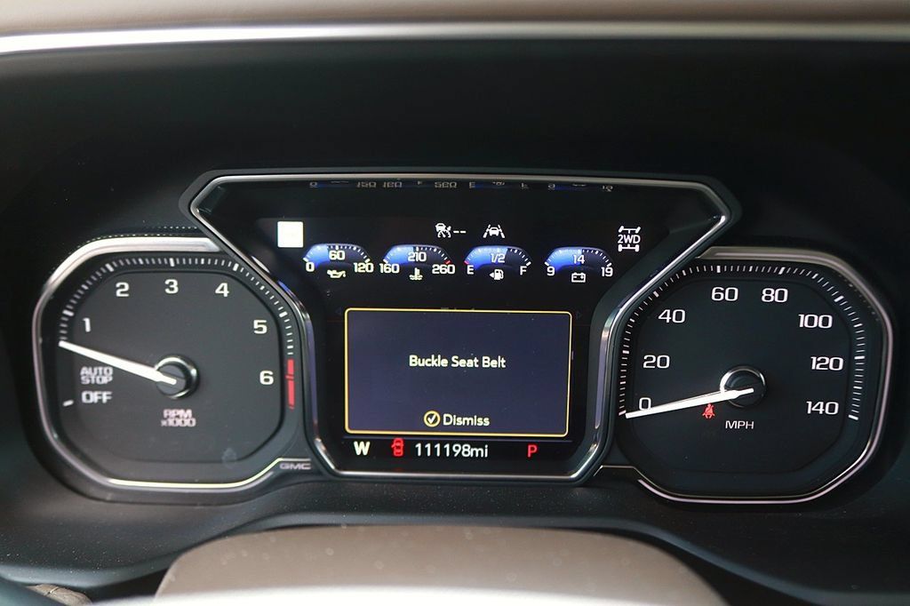 Used 2021 GMC Yukon XL Denali w/ Denali Premium Package AWD/4WD image 24