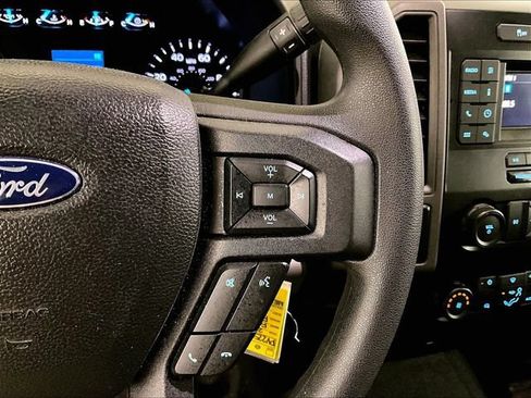 Used 2022 Ford F250 XL w/ Power Equipment Group AWD/4WD image 18