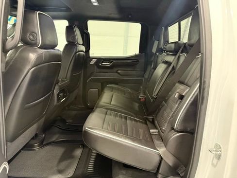 Used 2024 GMC Sierra 1500 AT4X image 18