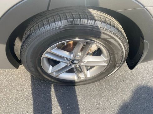 Used 2018 Hyundai Santa Fe Sport image 31