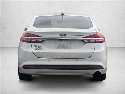 Used 2017 Ford Fusion Energi SE FWD image 6