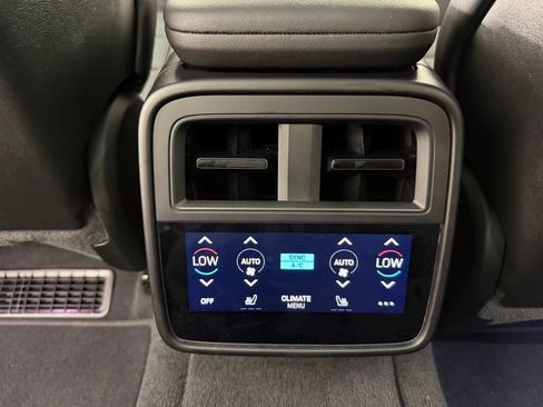 Certified 2022 Porsche Taycan RWD image 38